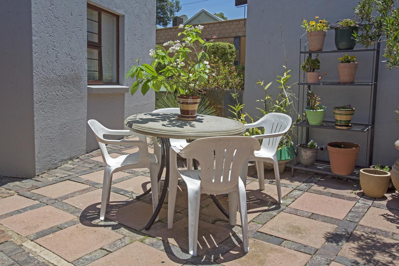 Spacious Garden Cottage 约翰内斯堡 外观 照片